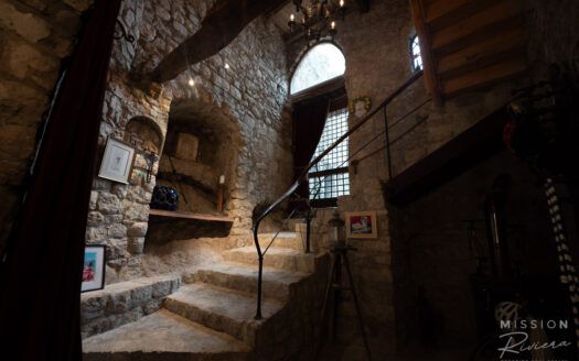 Beautifully renovated 3 bed medieval townhouse in centre of historic Peillon